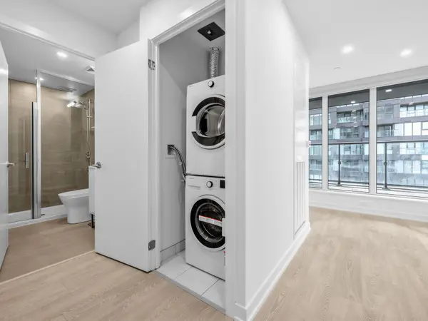 1 Quarrington LN #1007, Toronto C13, ON M3C 0S4