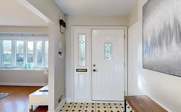 331 Boisdale AVE, Richmond Hill, ON L4C 1R4