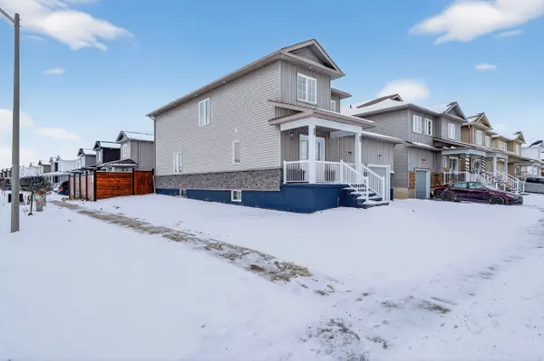 73 Brennan CRES, Loyalist, ON K0H 2H0