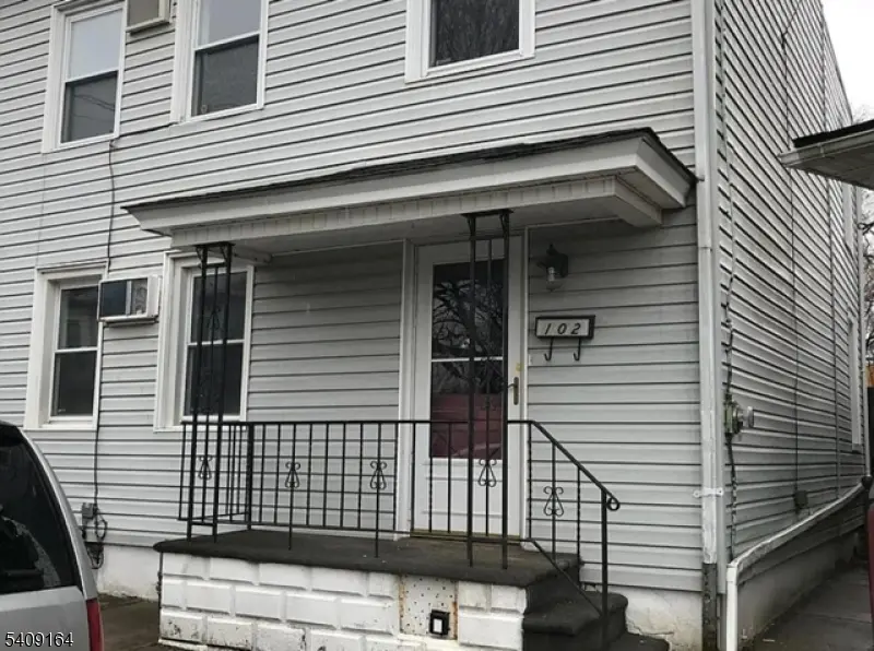 102 Mercer St, Phillipsburg Town, NJ 08865