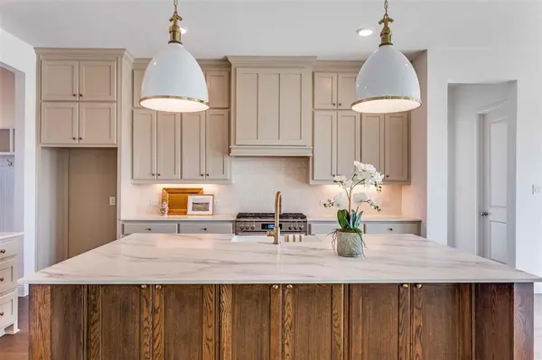 1016 Emery Court, Willow Park, TX 76087