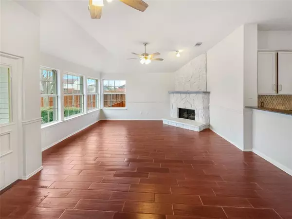 3856 Pine Valley Drive, Plano, TX 75025