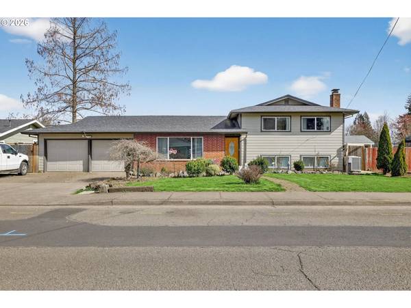 4274 5TH ST, Hubbard, OR 97032