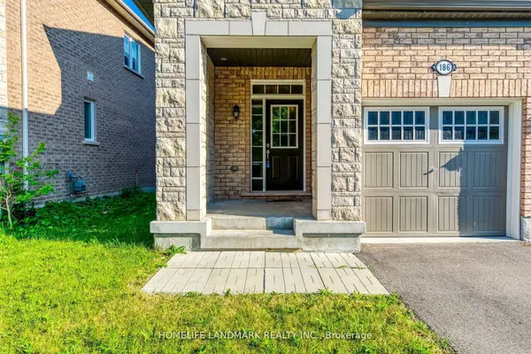 186 Degraaf CRES, Aurora, ON L4G 0X1