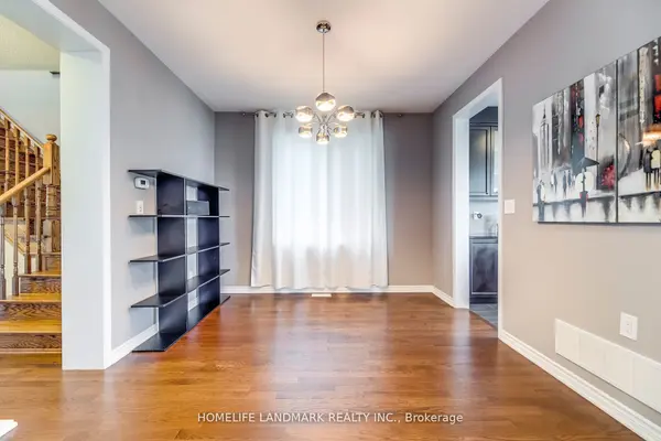 186 Degraaf CRES, Aurora, ON L4G 0X1