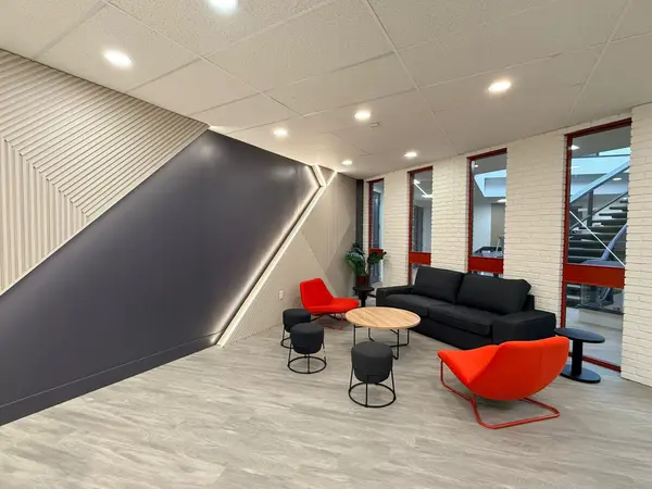 3390 South Service RD #302-08, Burlington, ON L7N 3J5