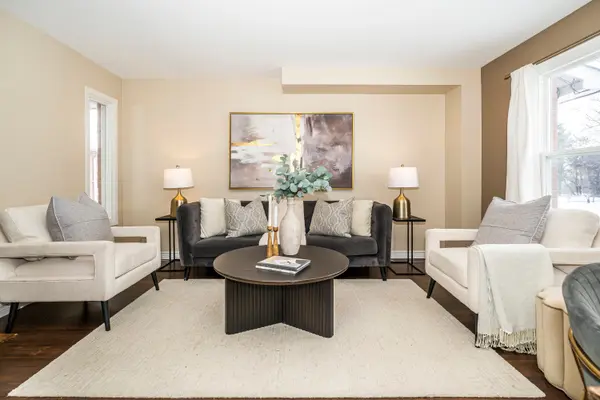 11 Humphrey DR, Ajax, ON L1S 4Z8