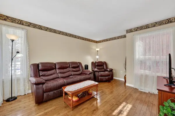 41 Herrema BLVD, Uxbridge, ON L9P 1W6