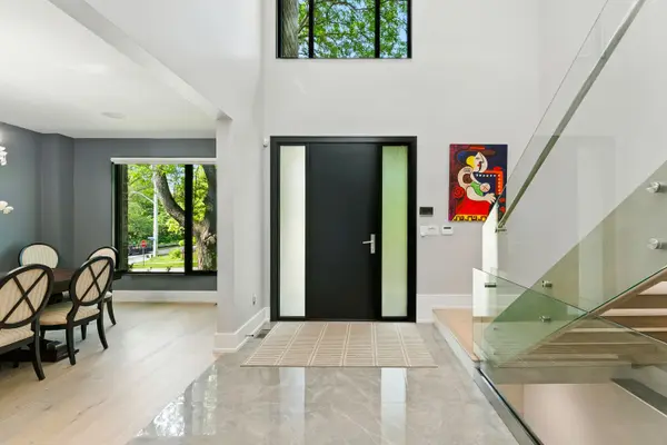 1112 Caldwell AVE, Mississauga, ON L5H 1Z4