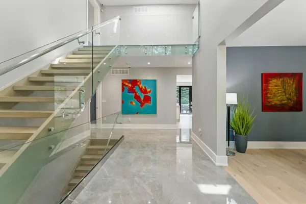 1112 Caldwell AVE, Mississauga, ON L5H 1Z4