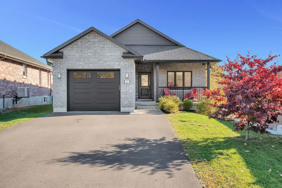 41 Singleton ST, Brighton, ON K0K 1H0