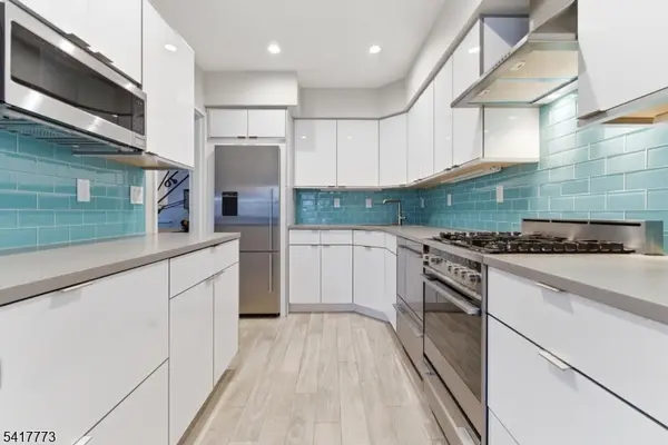 361 Claremont Ave #11, Montclair Twp., NJ 07042