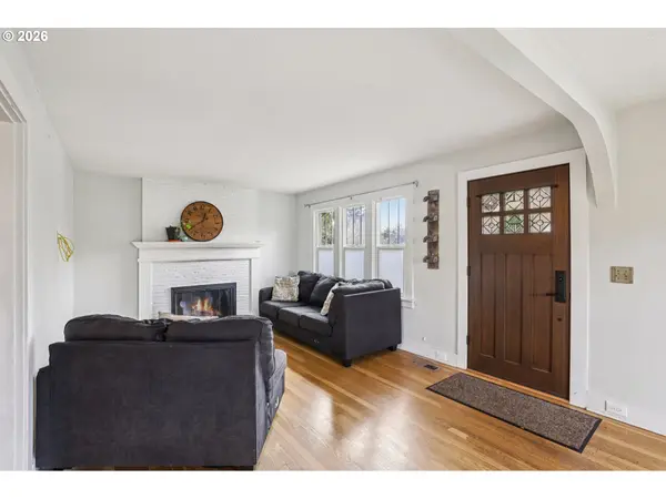 3315 G ST, Vancouver, WA 98663