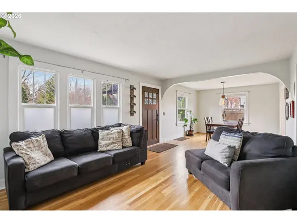 3315 G ST, Vancouver, WA 98663