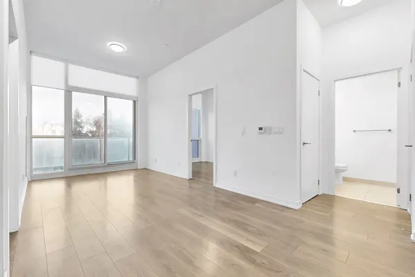 36 Forest Manor RD #108, Toronto C15, ON M2J 1M1