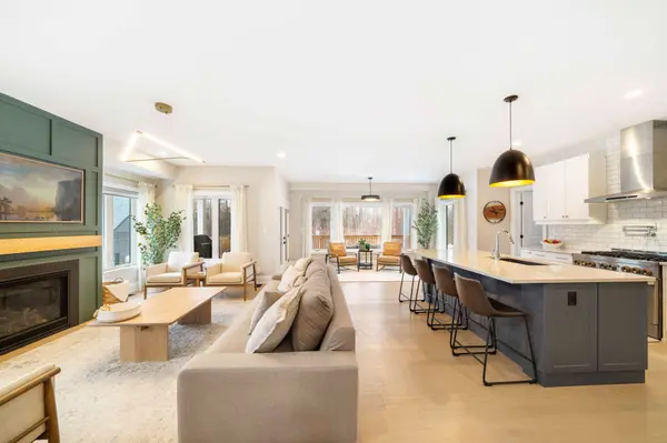 70 Georgian Grande DR, Oro-medonte, ON L0K 1E0