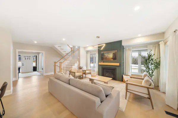 70 Georgian Grande DR, Oro-medonte, ON L0K 1E0