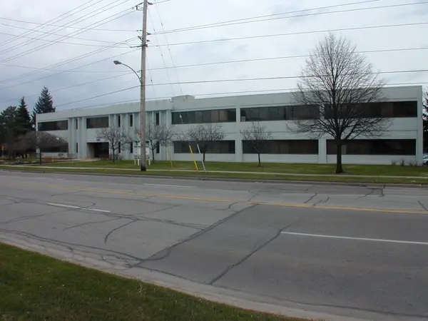 3050 Harvester RD, Burlington, ON L7N 3J1