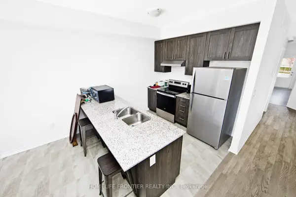 11 Spruceside DR, Kawartha Lakes, ON K0M 1A0