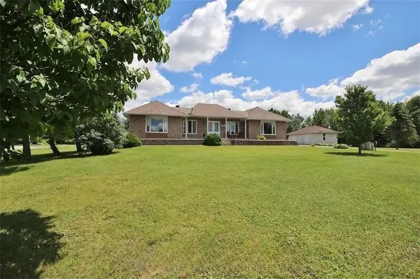 1-107 Bourdeau BLVD, The Nation, ON K0A 2M0