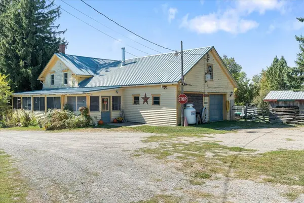 22 Carson RD, Centre Hastings, ON K0K 2Y0