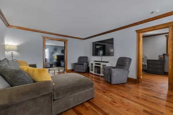 122327 Grey 5 RD, Georgian Bluffs, ON N4K 5N5