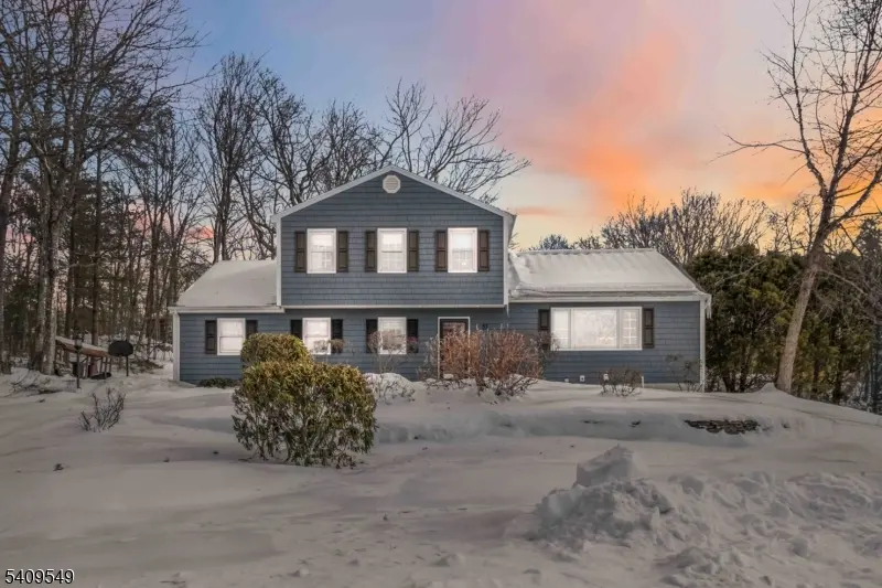 53 Sweetman Ln, West Milford Twp., NJ 07480