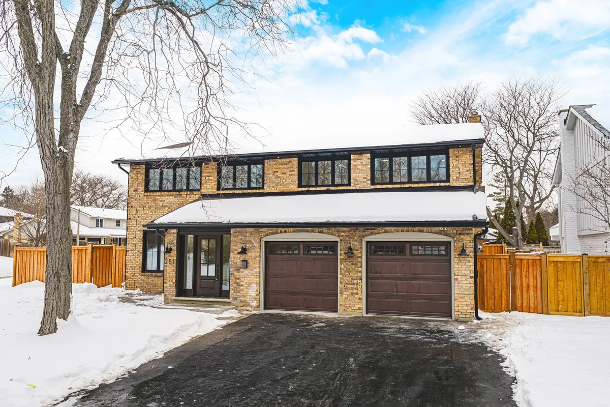 251 Glen Afton DR, Burlington, ON L7L 1G8
