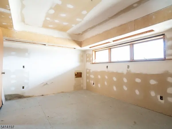 87 Bickel Road, Franklin Twp., NJ 07882