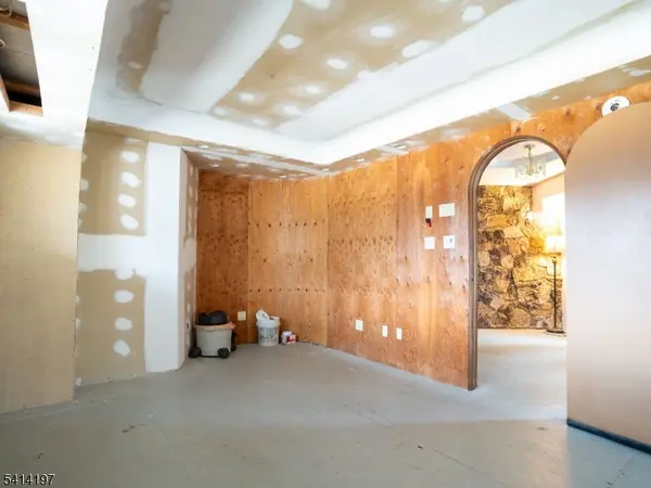 87 Bickel Road, Franklin Twp., NJ 07882