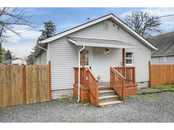 821 DEER ISLAND RD, St Helens, OR 97051