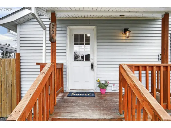 821 DEER ISLAND RD, St Helens, OR 97051