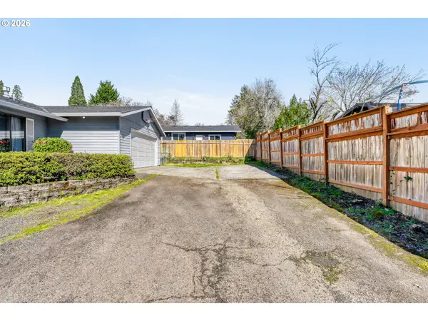 3886 SE Sunset CT, Milwaukie, OR 97267