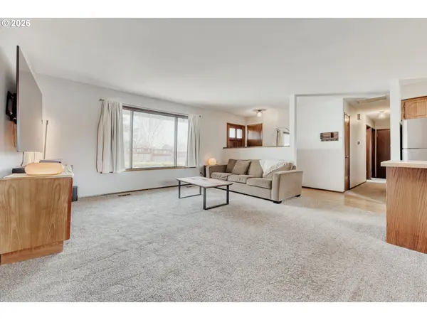 3886 SE Sunset CT, Milwaukie, OR 97267