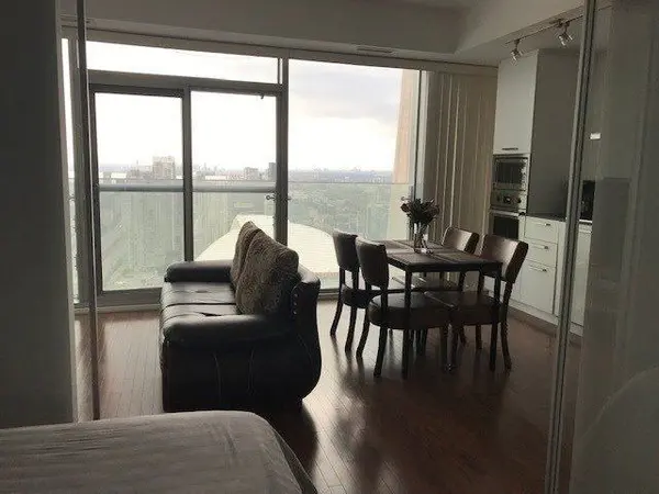 14 York ST #4507, Toronto C01, ON M5J 0B1