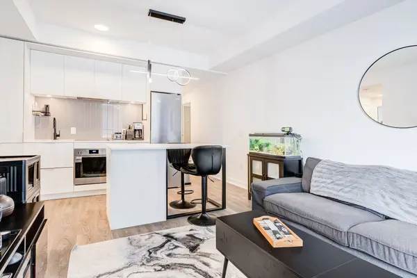 130 River ST #507, Toronto C08, ON M5A 0R8