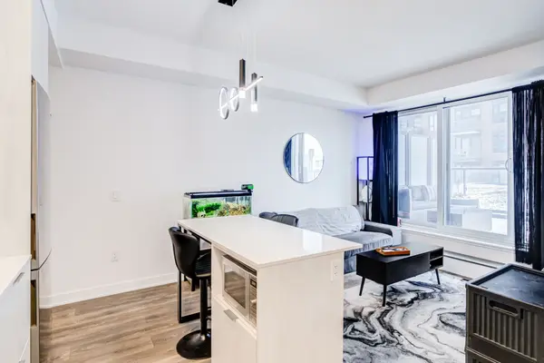 130 River ST #507, Toronto C08, ON M5A 0R8