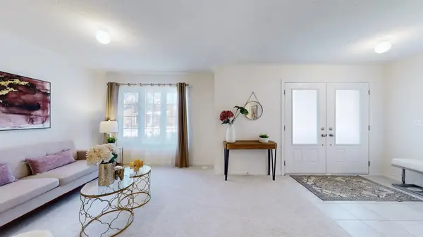 10 Cornerside WAY, Whitby, ON L1M 0L8