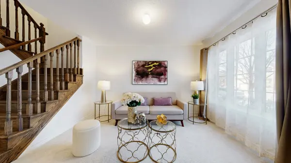 10 Cornerside WAY, Whitby, ON L1M 0L8