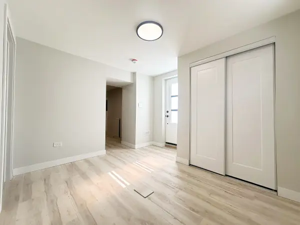 714 Tennyson AVE #WALK-OUT, Oshawa, ON L1H 3K4