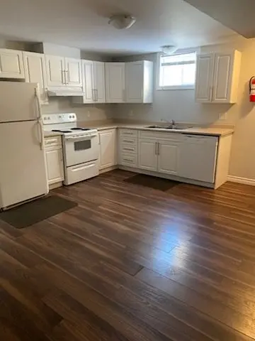 55 Sydenham Wells CRES, Barrie, ON L4M 6R4