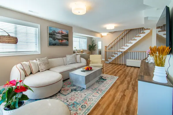 83 Goodwin DR #2, Barrie, ON L4N 6K4