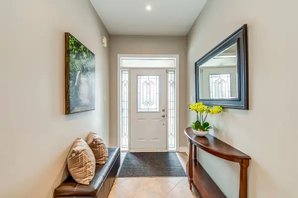 2511 Felhaber CRES, Oakville, ON L6H 7R8