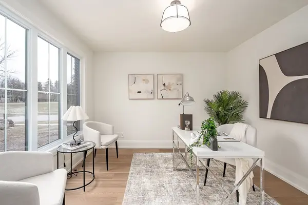 251 Glen Afton DR, Burlington, ON L7L 1G8