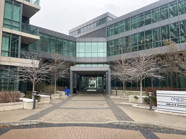 205 Sherway Gardens RD #906, Toronto W08, ON M9C 0A5