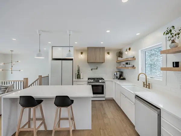 12 Summit CRES, Guelph, ON N1H 1S3