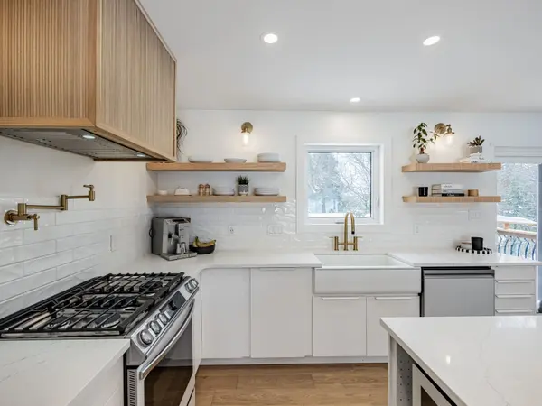 12 Summit CRES, Guelph, ON N1H 1S3