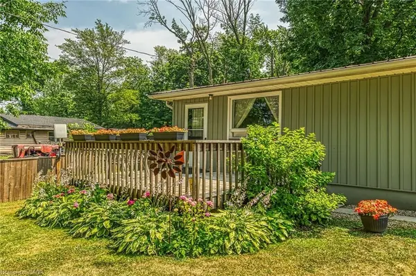 4 Nanticoke Valley RD, Haldimand, ON N0A 1L0