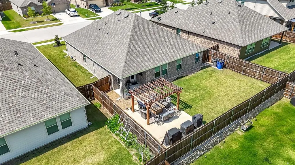 702 Stampede Lane, Princeton, TX 75407