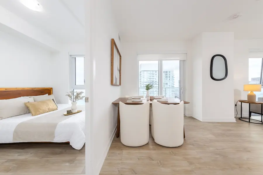 100 DALHOUSIE ST #2907, Toronto C08, ON M5B 0C7